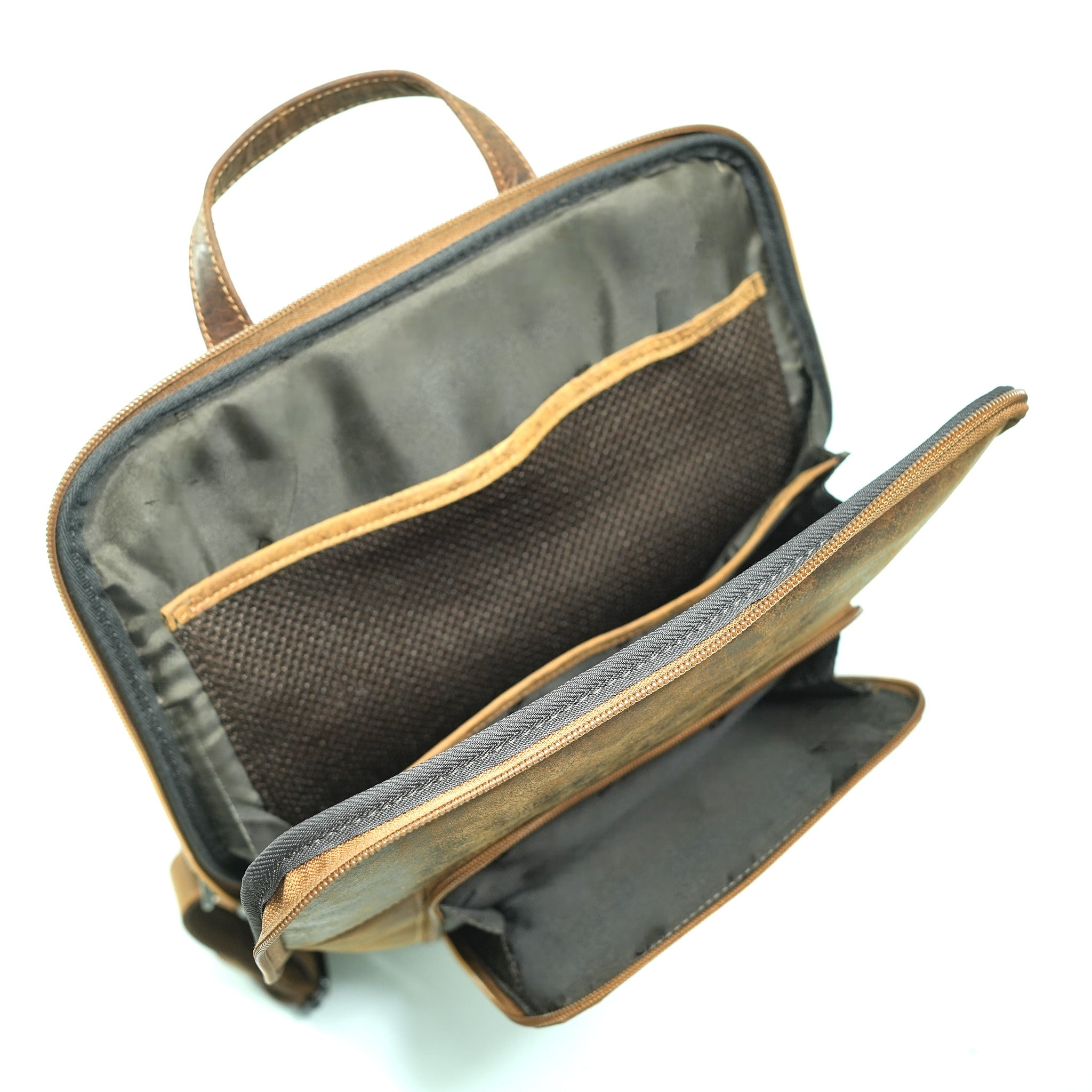 Camden Leather Backpack – GW132644